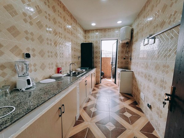 Découvrez les Secrets Infaillibles pour Redonner Vie à Votre Parquet Ancien