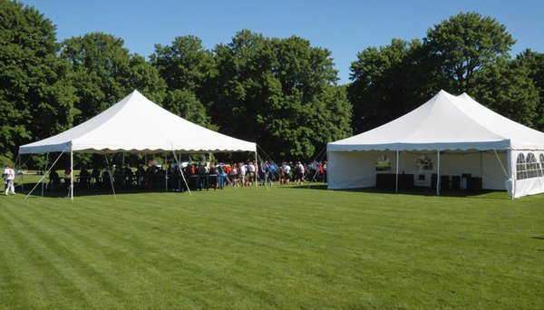 Location chapiteaux, tentes et scènes pour tous vos événements